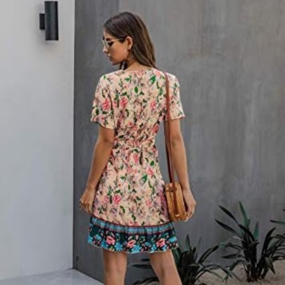 Cottagecore Style Allover Flower Print Surplice Wrap Dress - Picture 4 of 5